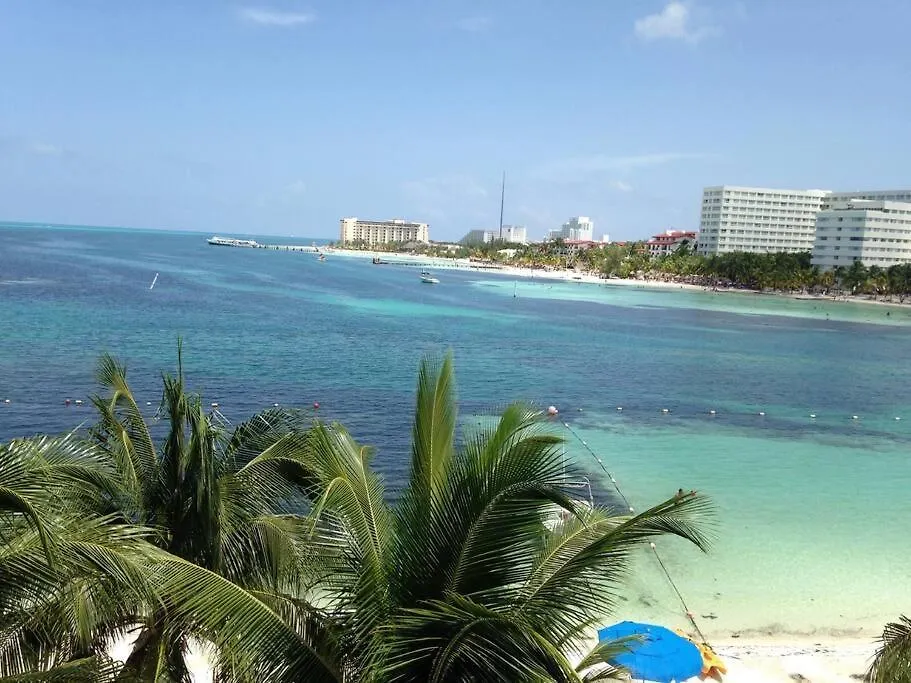 Amazing Ocean Front. 418 Apartment Cancun Mexico