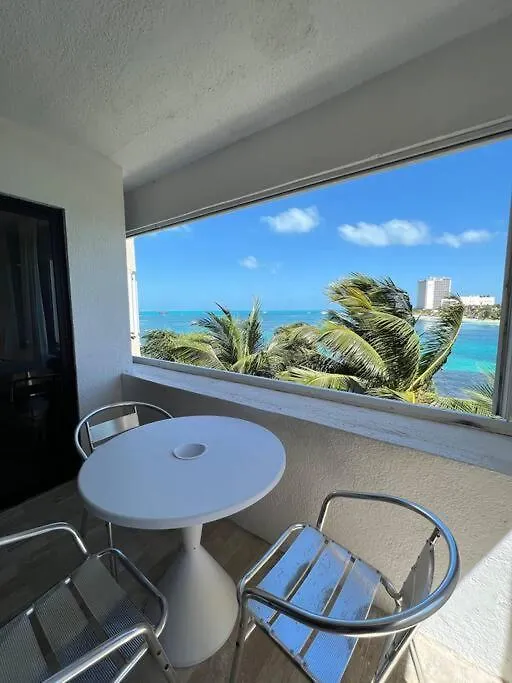 Amazing Ocean Front. 418 contacts