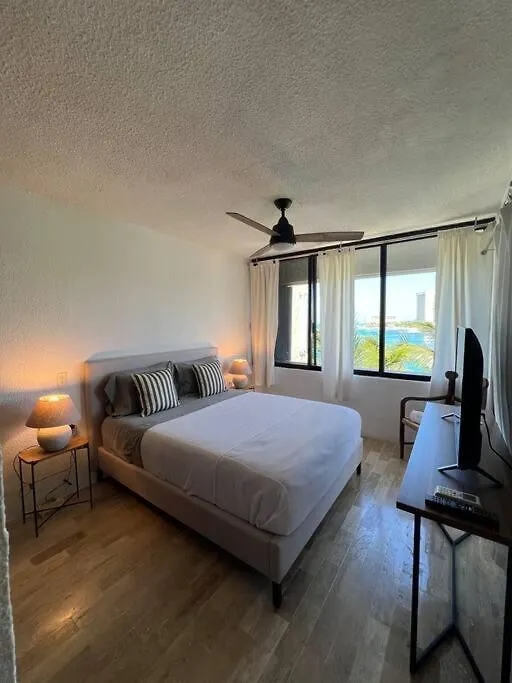 Amazing Ocean Front. 418 Apartment Cancun